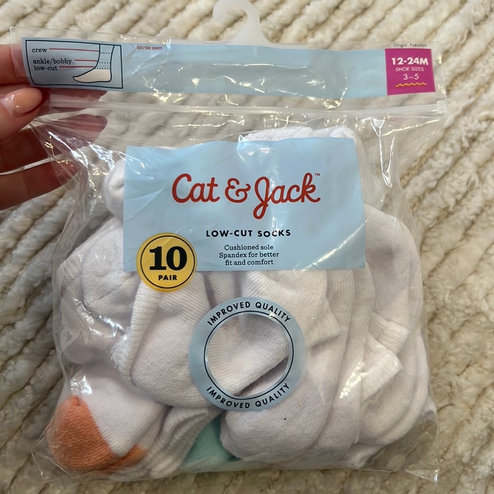 Cat and jack low cut socks